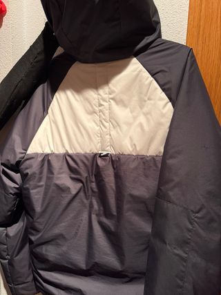 Abrigo Nike Hombre Negro y Blanco