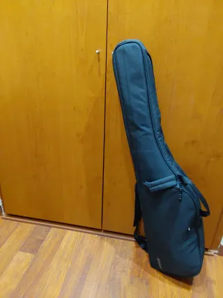 Guitarra Yamaha Silent 200 NST