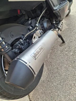 Kymco Superdink 300i - Scooter Maxi