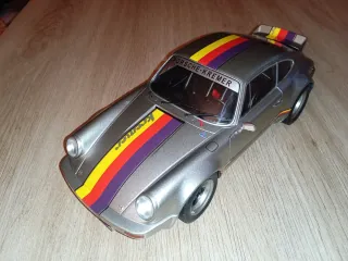 Porsche 911 Kremer Sólido