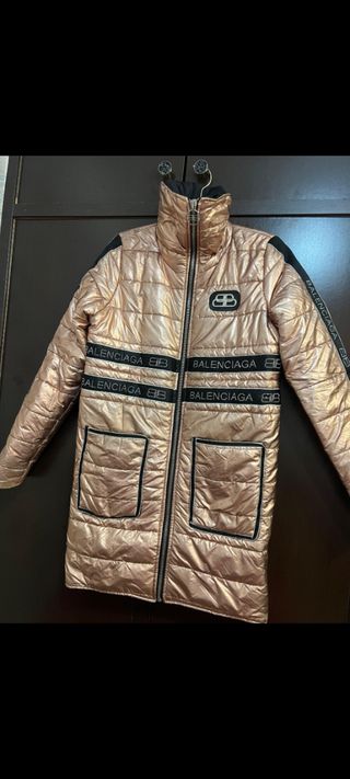 Chaquetón Balenciaga Dorado