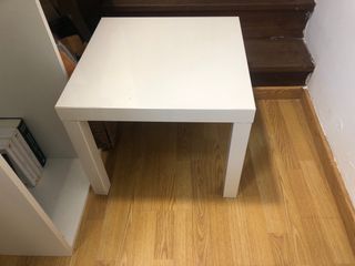 Mesa auxiliar blanca Ikea