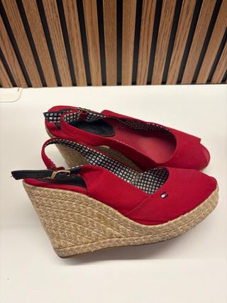 Cuñas Tommy Hilfiger Rojas