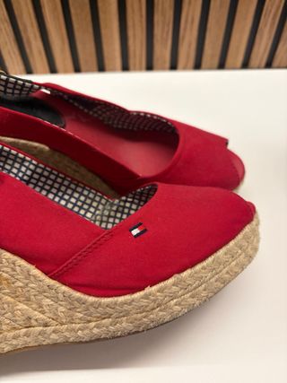 Cuñas Tommy Hilfiger Rojas