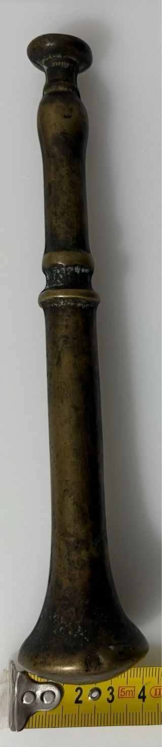 Machacador o mano de almirez