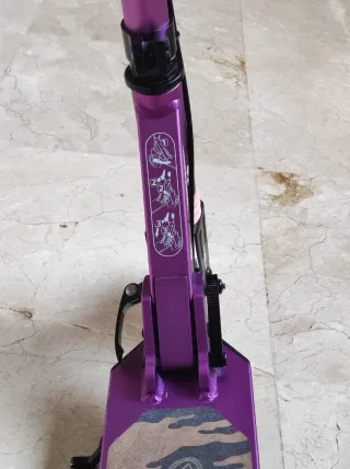 Patinete Oxelo Morado y Negro Niñ@s