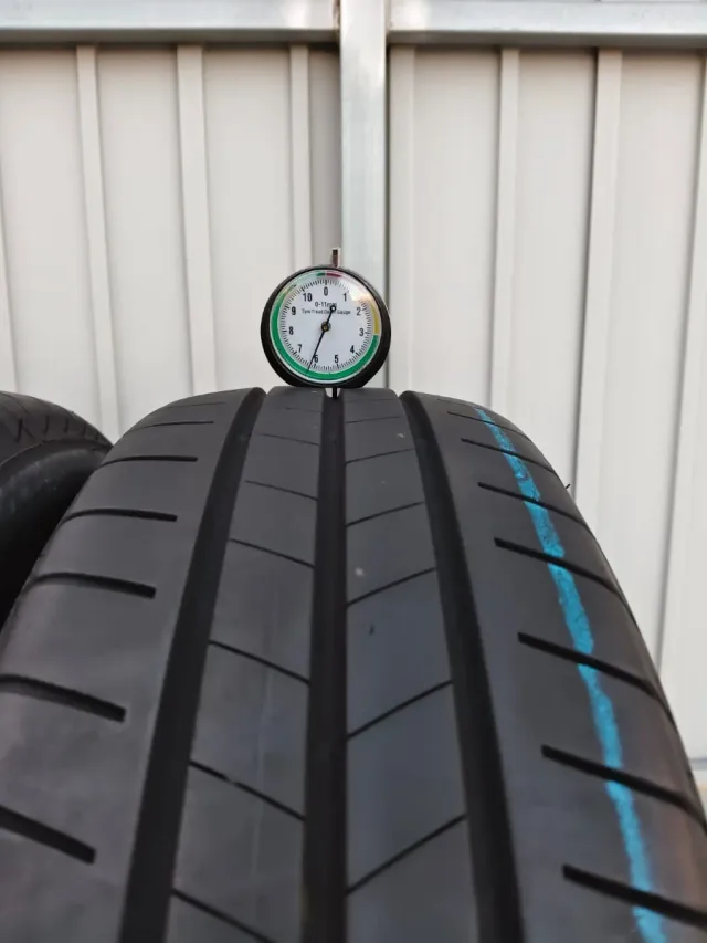 Neumáticos Bridgestone 175/65 R15 84H