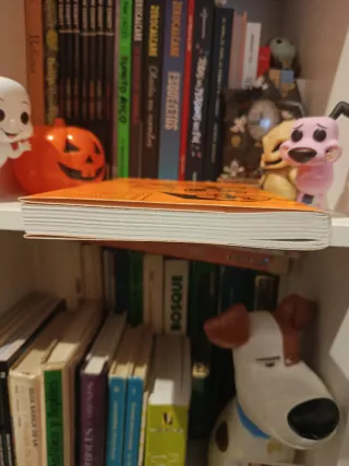 Fun home: Una familia tragicómica (Spanish Edit...