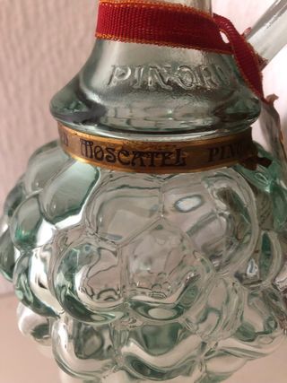 Botella Moscatel Pinord Vidrio Uva