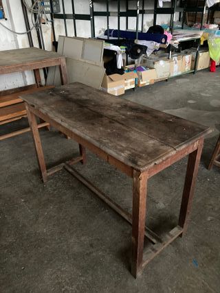 Mesa de taller antigua de madera