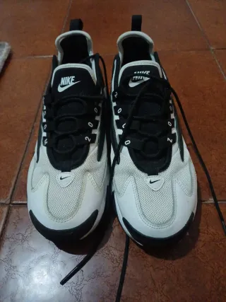 Nike Zoom 2000 Scarpe Donna Tg 38.5