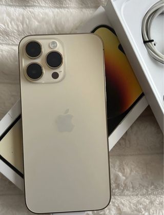 iPhone 14 Pro Max Dorado