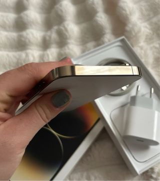 iPhone 14 Pro Max Dorado