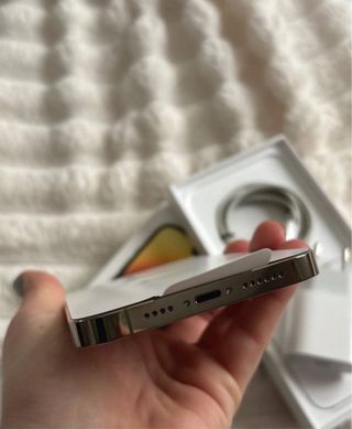 iPhone 14 Pro Max Dorado