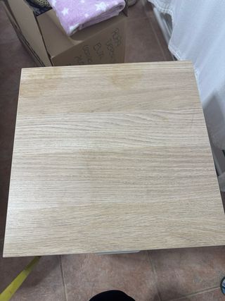 Mesitas de noche Ikea blancas y madera