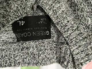 Jersey gris con estampado negro