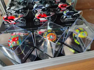 Maquetas Valentino Rossi todas mis motos