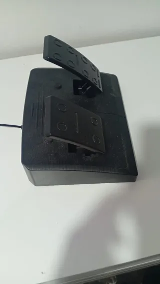 Volante Hurricane con Pedales