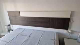 Dormitorio completo: canapé, mesitas y cómoda