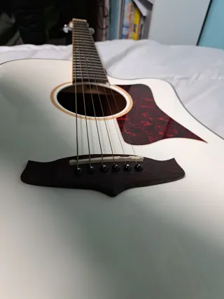 Guitarra Electroacústica Tanglewood Blanca