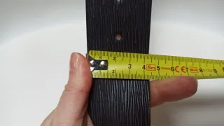 Cinturón negro hebilla plateada texturizada