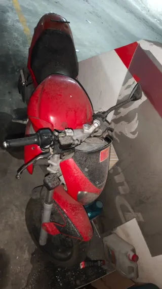 Gilera DNA 49cc Roja