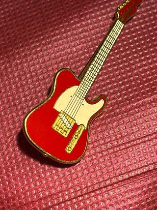 Spilla Chitarra Fender Telecaster Rossa collezione