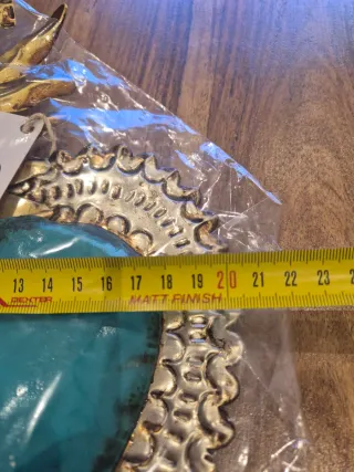 Corazón de latón decorativo mexicano