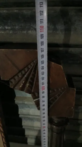 Cabecero de madera antiguo Medidas en las fotos