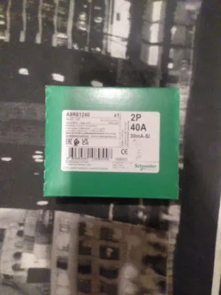 Diferencial 2p 40A-si Super inmunizado Schneider