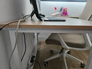Mesa de escritorio en L madera y metal