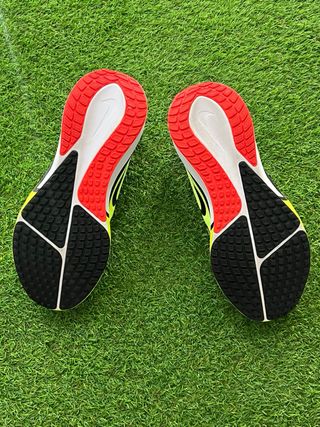 Nike Vomero 17 Talla 43 impolutas