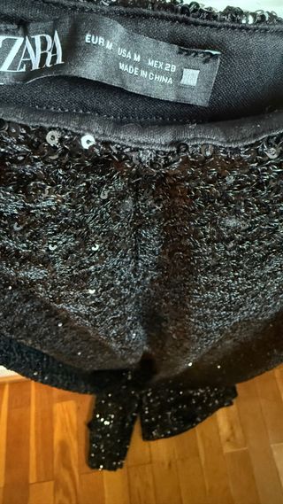 Pantalones negros de lentejuelas