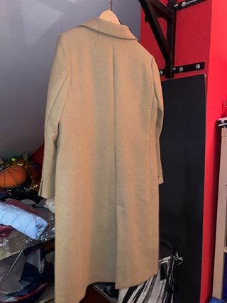 Abrigo de paño recto beige nuevo