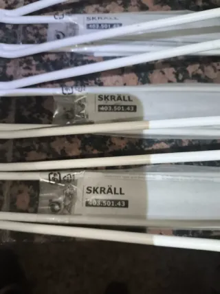Colgadores SKRÄLL blancos Ikea (3 unidades)