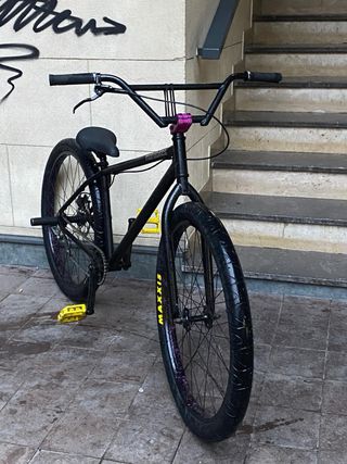 Bici Mafia Bike Stunt