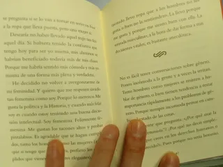 Todos deberíamos ser feministas / We Should All...