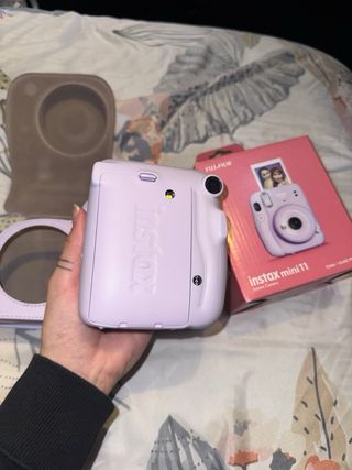 Fujifilm Instax Mini 11 Cámara Lila con accesorio