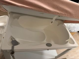 Bañera cambiador bebé con ruedas