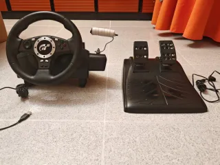 Volante Logitech Driving Force Pro + Pedales