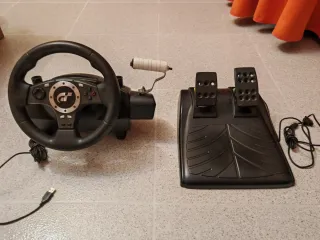 Volante Logitech Driving Force Pro + Pedales