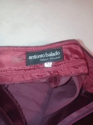Pantalón vintage terciopelo burdeos