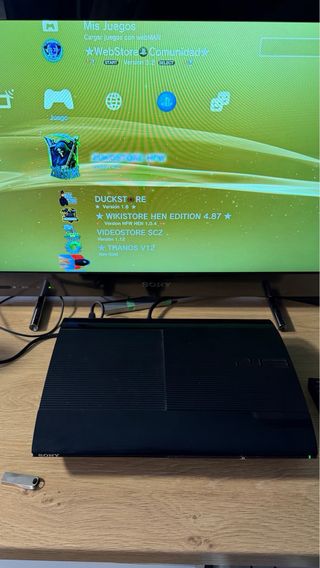 PS3 Super Slim 500GB+Juegos+mando