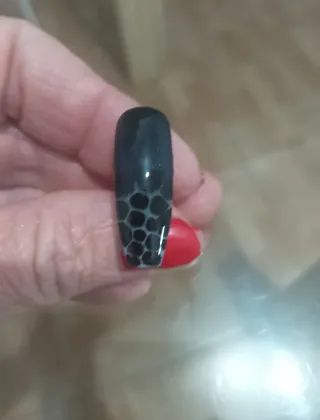 Uñas permanentes y solf gel.