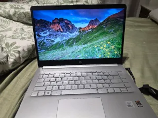 Portátil HP Plata Intel Core i7