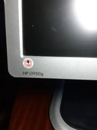 Pantalla HP Negra/Plateada