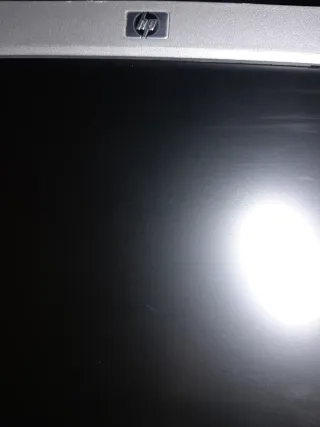 Pantalla HP Negra/Plateada