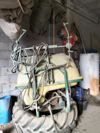 Tractor Kubota M1-85