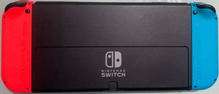 Nintendo Switch OLED (HEG-001) NUEVA con acesorios