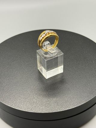 Anillo Oro 18k con Diamantes